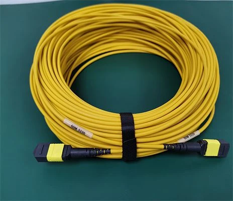 Dôležitosť materiálu a požiarnej odolnosti vonkajšieho plášťa kábla z optický...